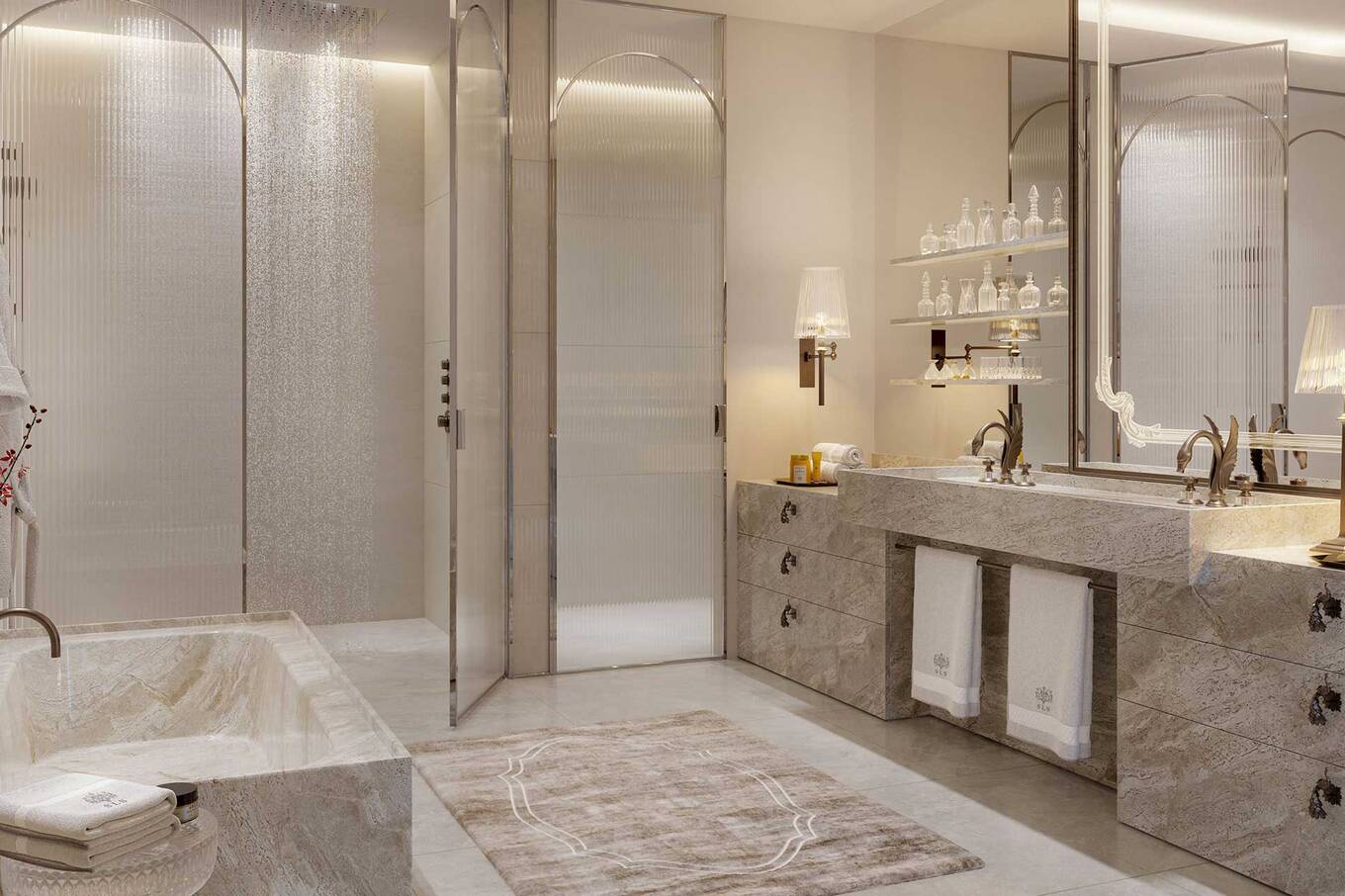 Apartment with 4 bedrooms in Palm Jumeirah, Dubai